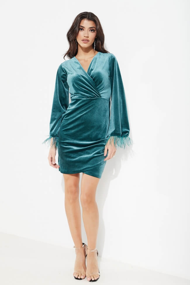 Φόρεμα Velvet Κρουαζέ με Πούπουλα στα Μανίκια