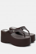 Тамно кафяво