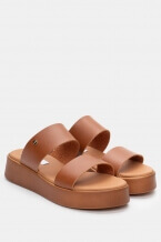 Змия-Червено