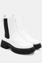 Бяло-Лачена кожа