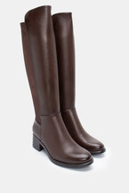 Тамно кафяво