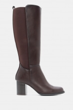 Кафяво Тъмно