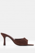 Кафяво Тъмно